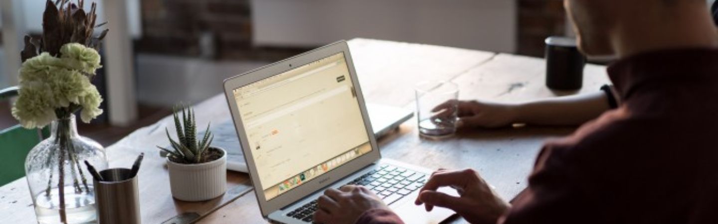 ONLINE TRAVEL AGENCY